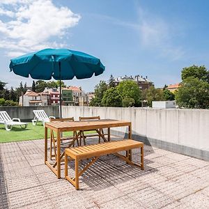 Guestready - Portrait With A View